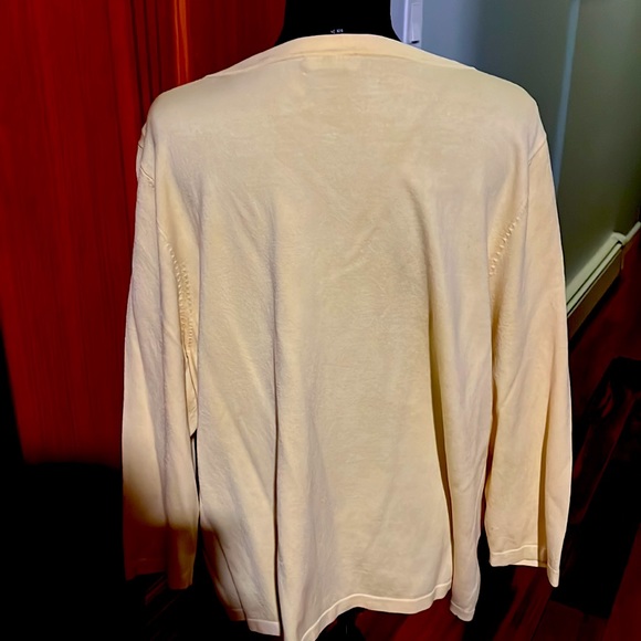 Yellow long sleeve top by Cami in 3x - Picture 3 of 8